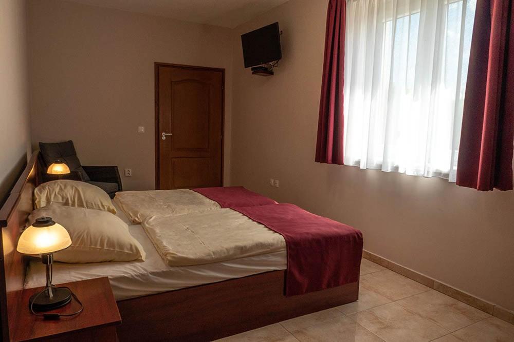 Alsoszuha Lovas Vendeghaz Bed and Breakfast Εξωτερικό φωτογραφία