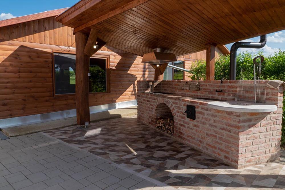 Alsoszuha Lovas Vendeghaz Bed and Breakfast Εξωτερικό φωτογραφία